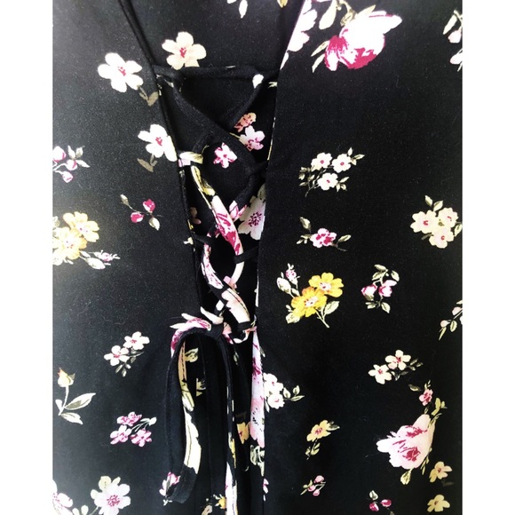 NWT Black Floral Button Down Dress w/ Lace-Up Back - Picture 6 of 8